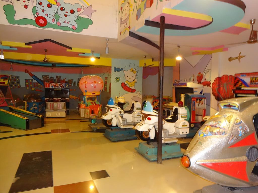 Chokhi Dhani Indore Exterior foto